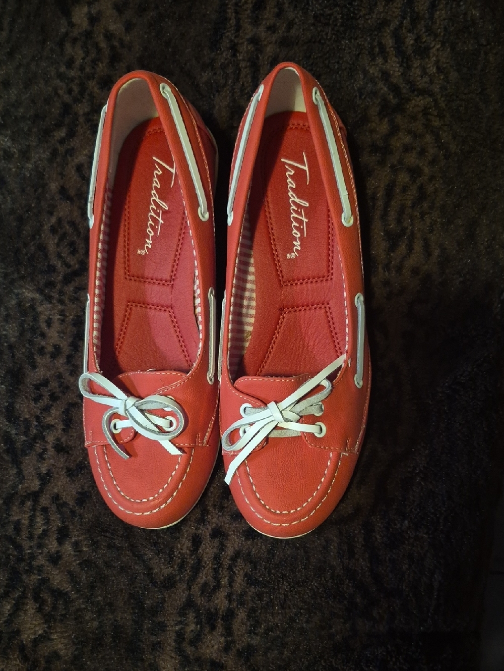Traditions Red Moccasin-Style Boat Loafers with White Laces